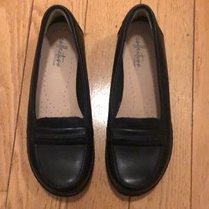 Clarks leather loafers NWOT